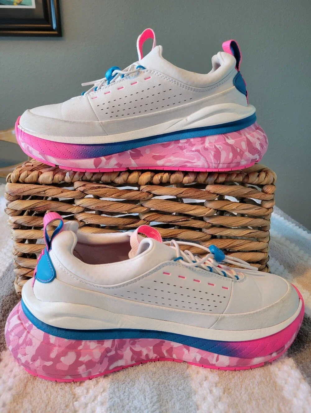Women's Forte 2 White Pink Marble Women's Size 6.5